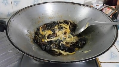 วิธีทำ วุ้นเส้นผัดไข่ วิธีทำ วุ้นเส้นผัดไข่