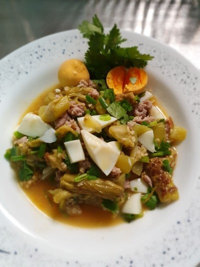 วิธีทำ ไข่ขาวมะเขือยาวยำ