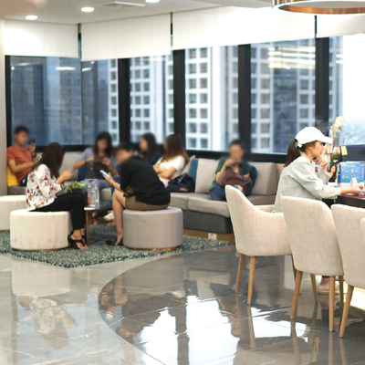 Aura Bangkok Clinic BTS ช่องนนทรี Aura Bangkok Clinic BTS ช่องนนทรี