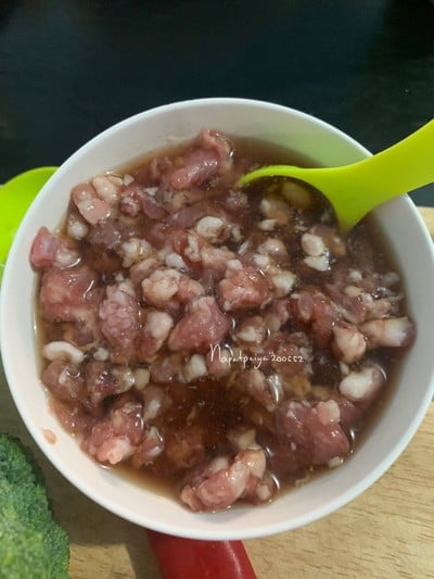 วิธีทำ ผัดบล็อกโคลี่หมูสับ วิธีทำ ผัดบล็อกโคลี่หมูสับ