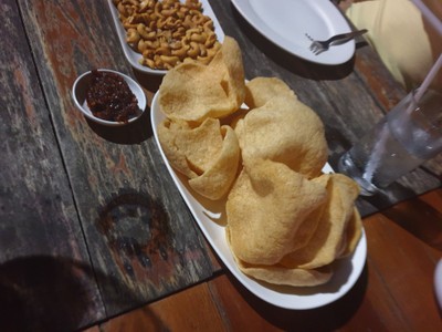 ข้าวเกรียบทอดน้ำพริกเผา