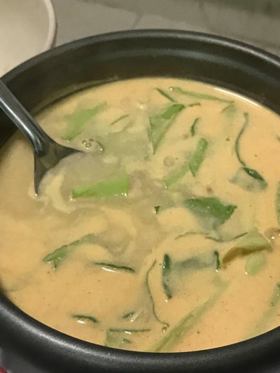 วิธีทำ ต้มยำทะเลสูตรน้ำข้นรสดี วิธีทำ ต้มยำทะเลสูตรน้ำข้นรสดี