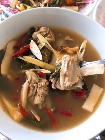 ต้มแซ่บ
