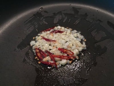 วิธีทำ เห็ดผัดเต้าหู้ไข่