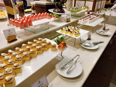 Tawan Restaurant Outlet in Duangtawan Hotel Chiang Mai