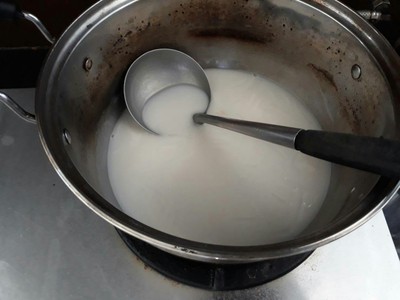 วิธีทำ วุ้นกะทิมะพร้าวน้ำหอม