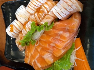 อาหาร หรือ เครื่องดื่ม