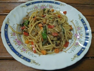 สปาเก็ตตี้หอยลายผัดกะเพรา