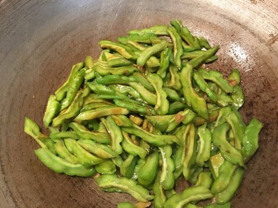 วิธีทำ มะระผัดไข่