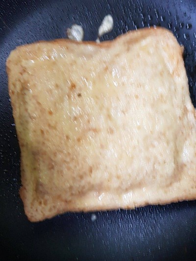 วิธีทำ 🌈Pizza french toast🌈 วิธีทำ 🌈Pizza french toast🌈