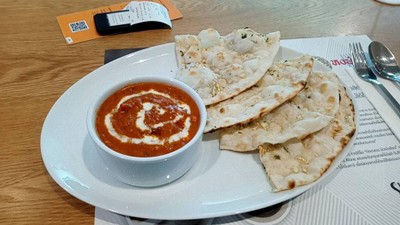Paneer Butter Masala + Garlic Naan