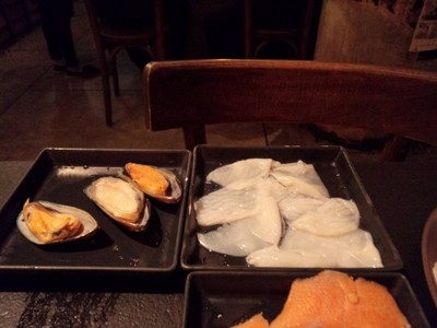 หอยแมงภ่, ปลาหมึก