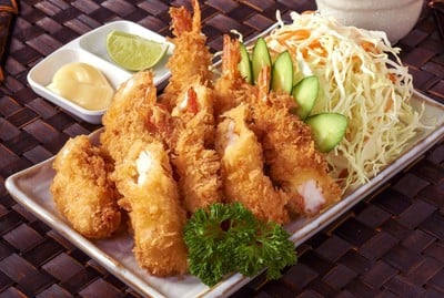 เมนูของร้าน อรทัย ซูชิวังหลัง ตรงข้าม ตลาดพรานนก