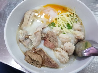 โจ๊กรวมหมู +ไข่