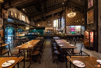 เอสอาร์พี การ์เด้น บาร์ แอนด์ เรสเตอรอง