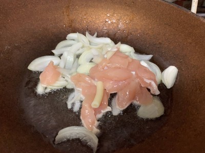 วิธีทำ มักกะโรนีผัดไก่