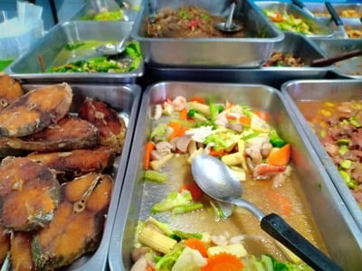 อาหาร หรือ เครื่องดื่ม