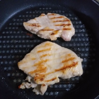 วิธีทำ ไก่ย่างหมักซอสคนอร์ขวดรสไก่ วิธีทำ ไก่ย่างหมักซอสคนอร์ขวดรสไก่
