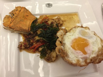 ข้าวกะเพรากั้งไข่ดาว