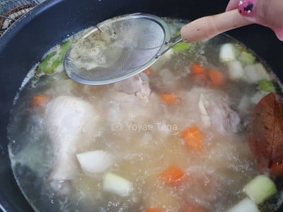 วิธีทำ ซุปไก่มันฝรั่ง ใส่ต้นหอมญี่ปุ่น วิธีทำ ซุปไก่มันฝรั่ง ใส่ต้นหอมญี่ปุ่น