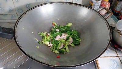 วิธีทำ ข้าวผัดคะน้าหมูไข่เจียว วิธีทำ ข้าวผัดคะน้าหมูไข่เจียว