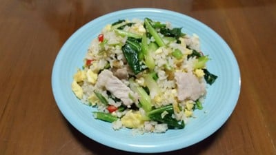 วิธีทำ ข้าวผัดคะน้าหมูไข่เจียว วิธีทำ ข้าวผัดคะน้าหมูไข่เจียว