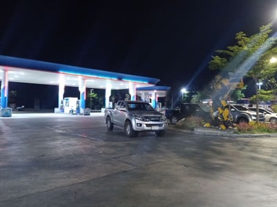 ปั้ม ปตท หุ่นยนต์