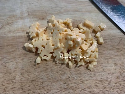 วิธีทำ ไข่เจียวมาม่ากรอบชีสทอด วิธีทำ ไข่เจียวมาม่ากรอบชีสทอด