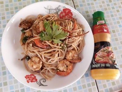 สปาเก็ตตี้กุ้งผัดพริกสด