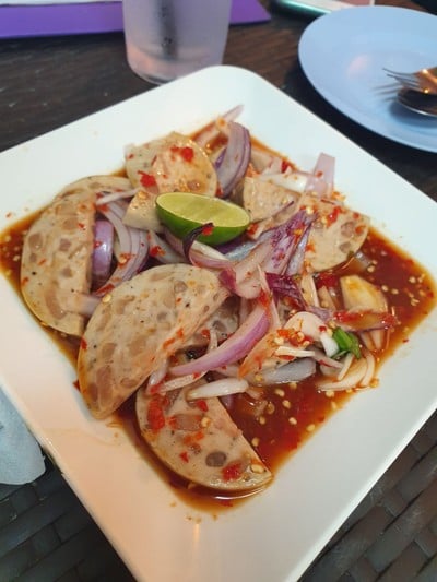 เมนูของร้าน ยำแซ่บเรณู Spicy Salad ไสน้ำเย็น ป่าตอง