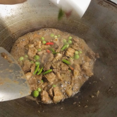 วิธีทำ หมูผัดกะปิ กลิ่นหอม สุดซี๊ดดด 💥🌶 วิธีทำ หมูผัดกะปิ กลิ่นหอม สุดซี๊ดดด 💥🌶