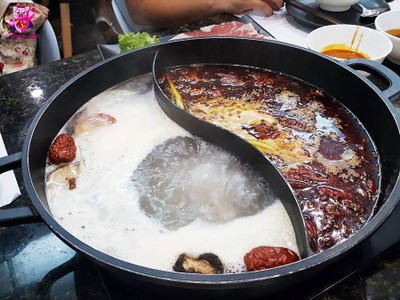 อาหาร หรือ เครื่องดื่ม
