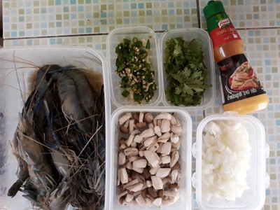 วิธีทำ สปาเก็ตตี้กุ้งผัดพริกสด