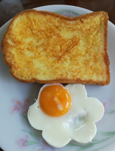 ขนมปังปิ้งพาเมซานชีส ขนมปังปิ้งพาเมซานชีส