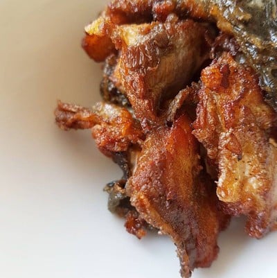 หนังปลาทอดโชยุ