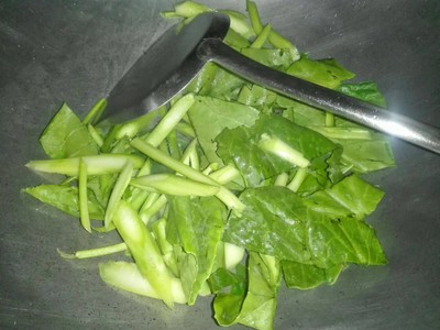 วิธีทำ ผัดคะน้า by คนอร์ขวด ซอสข้นปรุงรส