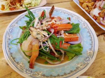 ยำเซนต์หลุยส์ เจ้อ้วน By อ้อ ไม่มีสาขา