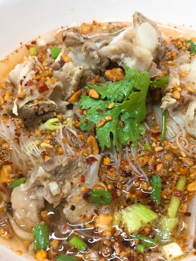 ก๋วยเตี๋ยวหมูต้มยำ
