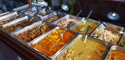 อาหาร หรือ เครื่องดื่ม