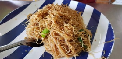 เมนูของร้าน ราดหน้านพดล พุทธมณฑลสาย 3