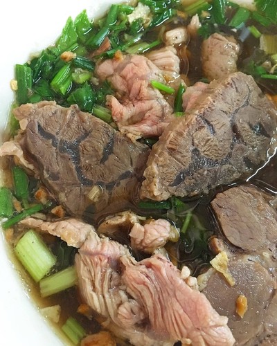 ก๋วยเตี๋ยวเนื้อโคราช