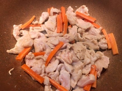 วิธีทำ ไก่ผัดพริกเผา วิธีทำ ไก่ผัดพริกเผา