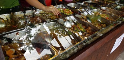 อาหาร หรือ เครื่องดื่ม