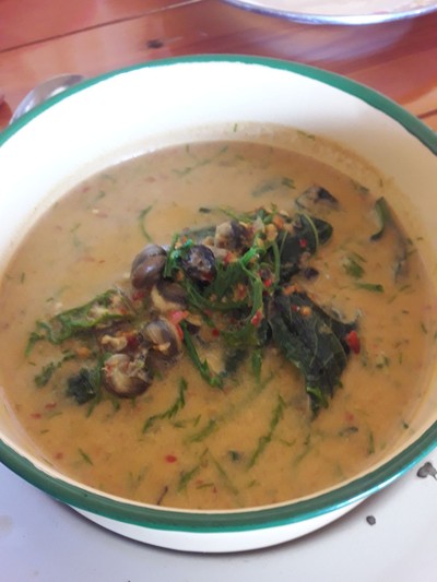 แกงคั่วหอยขม