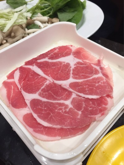 สันคอหมูสไลด์