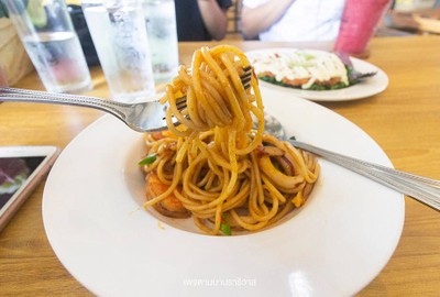 สปาเก็ตตี้ขี้เมาทะเล