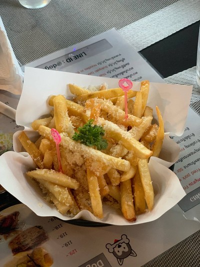 Dog Country Cafe พุทธมณฑลสาย2