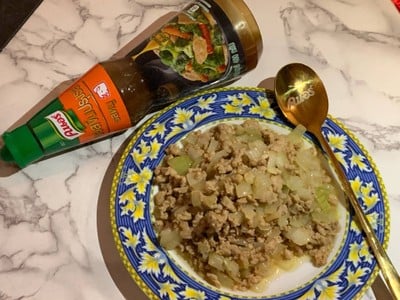 วิธีทำ หมูสับผัดหอมใหญ่ วิธีทำ หมูสับผัดหอมใหญ่