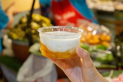 แม่พลอยขนมไทยเมืองนนท์ ตลาดน้ำขวัญเรียม