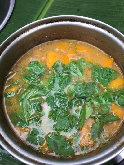 วิธีทำ แกงฟักทองใส่กระดูกซี่โครง หมูสับ